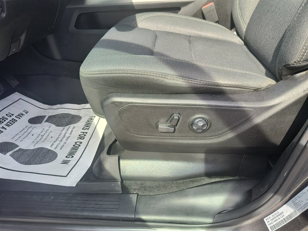 2021 Ram 1500 Big Horn photo 19