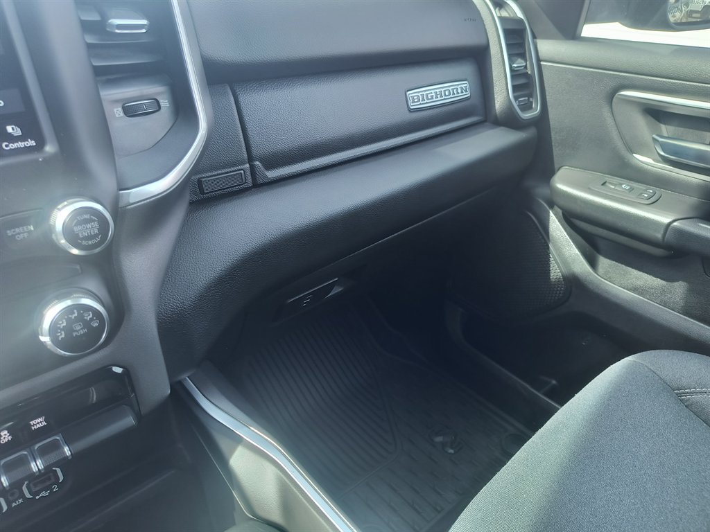 2021 Ram 1500 Big Horn photo 24