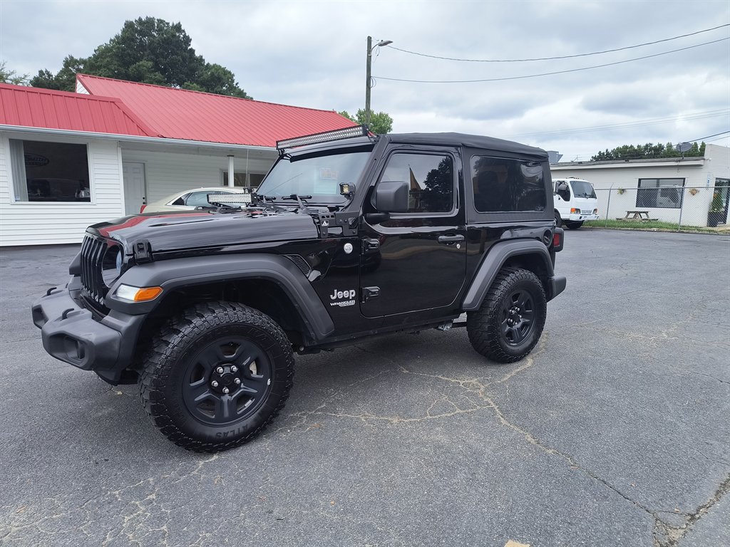 2018 Jeep All-New Wrangler Sport S's photo