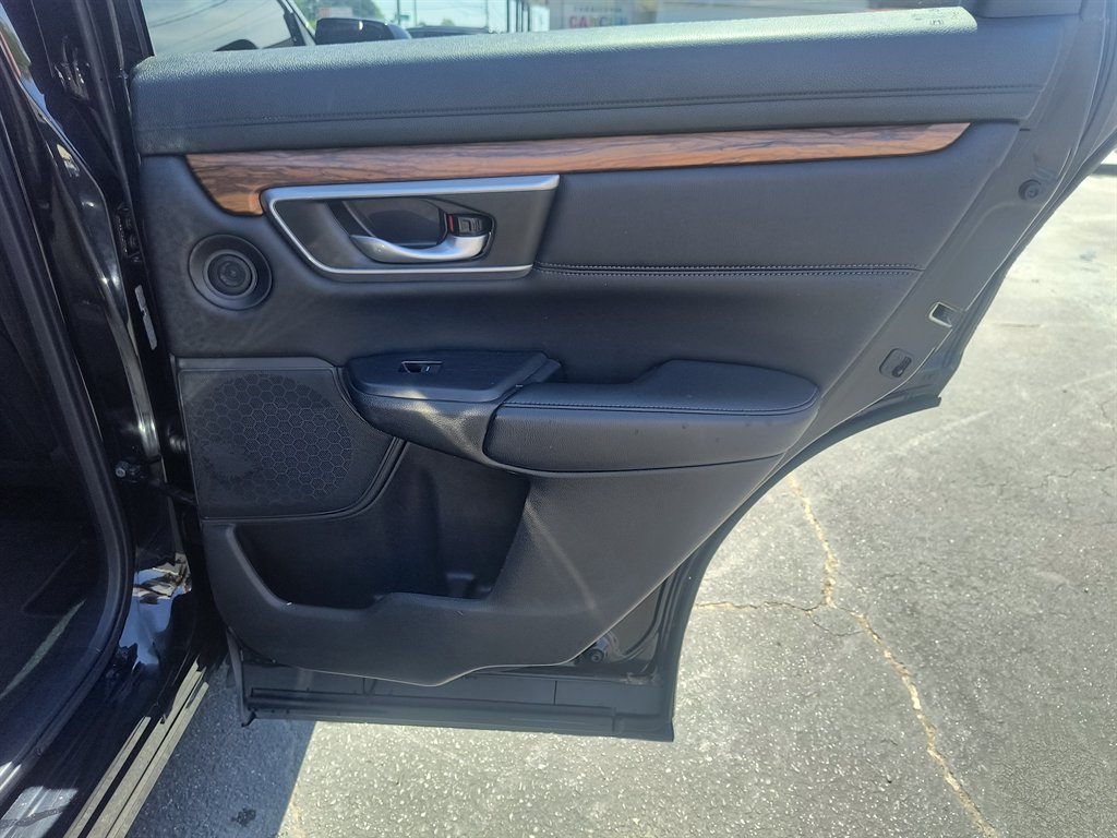 2018 Honda CR-V Touring - Photo 28