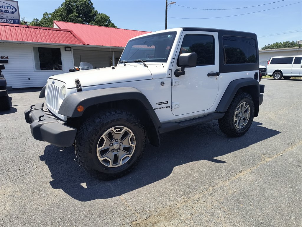 2015 Jeep Wrangler Sport's photo