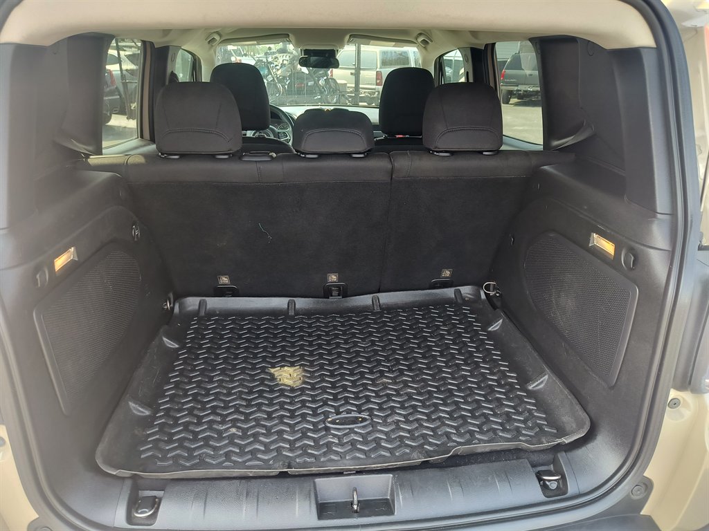 2015 Jeep Renegade Trailhawk - Photo 30