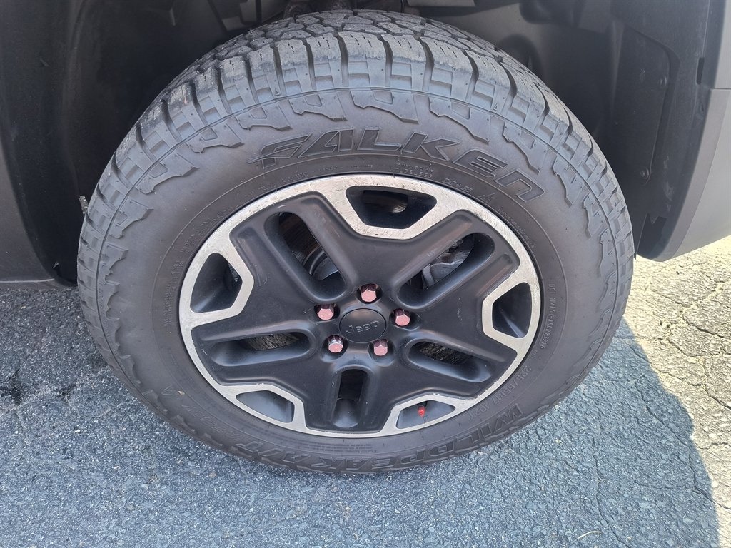 2015 Jeep Renegade Trailhawk - Photo 12