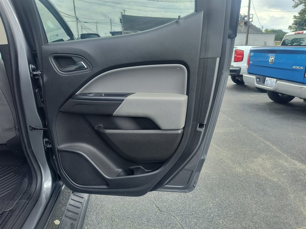 2020 Chevrolet Colorado LT - Photo 26